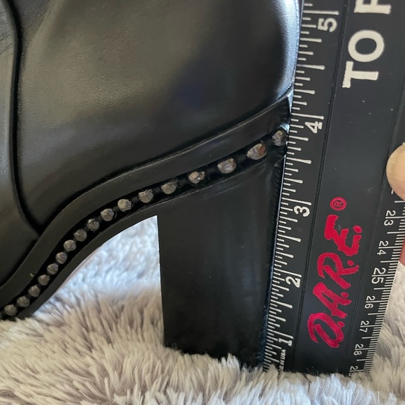Coach Black leather ankle boots with studs Size 7   Great condition - Picture 3 of 3